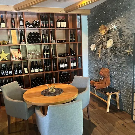Alpina Casa de hóspedes 3*